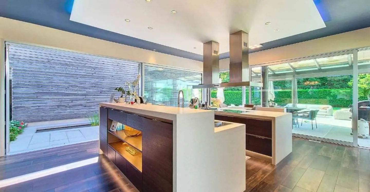 Villa 8,5 Zimmer - Foto 4 von 13