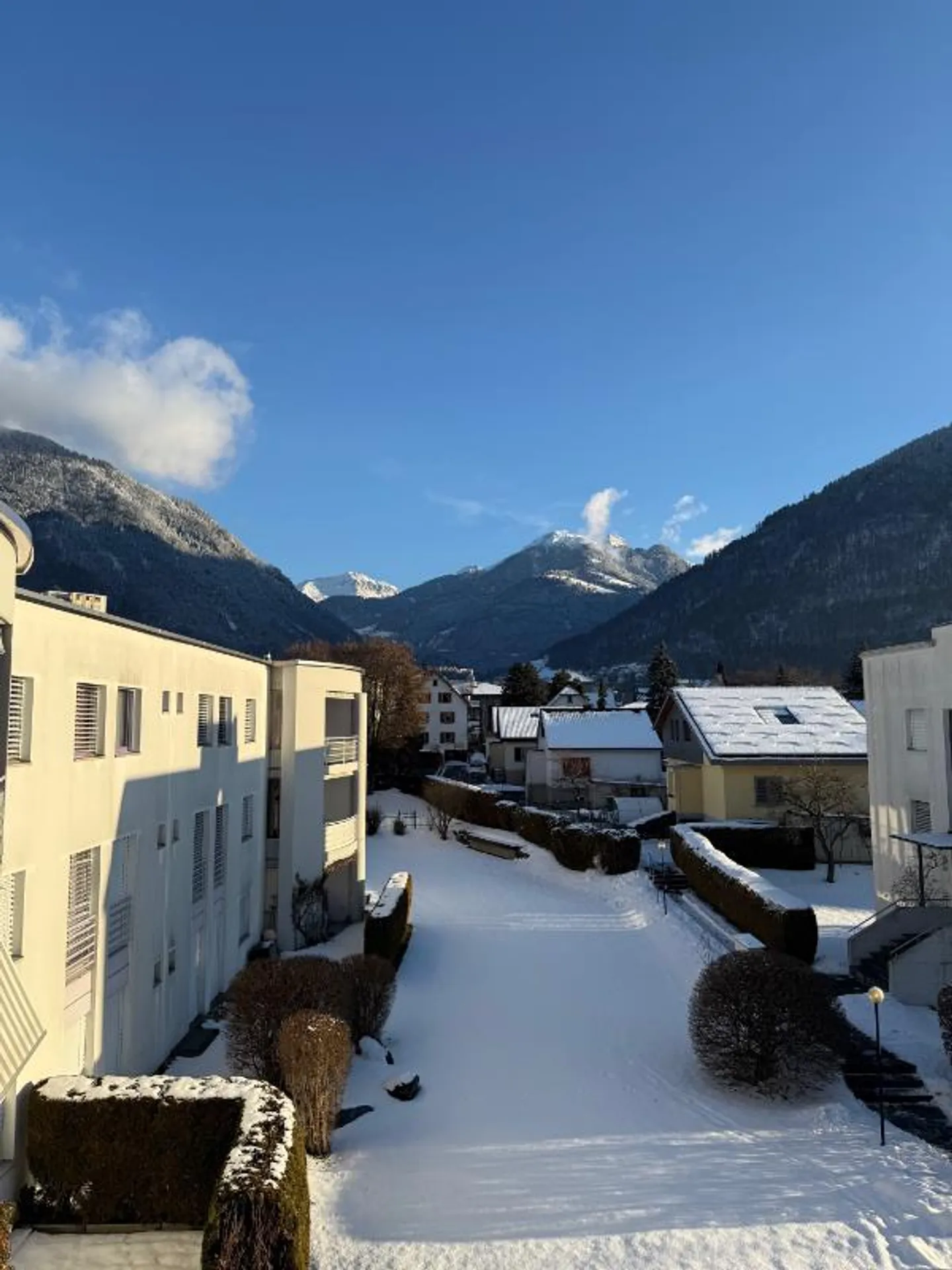 Geräumige Wohnung mit Balkon - Foto 5 von 5