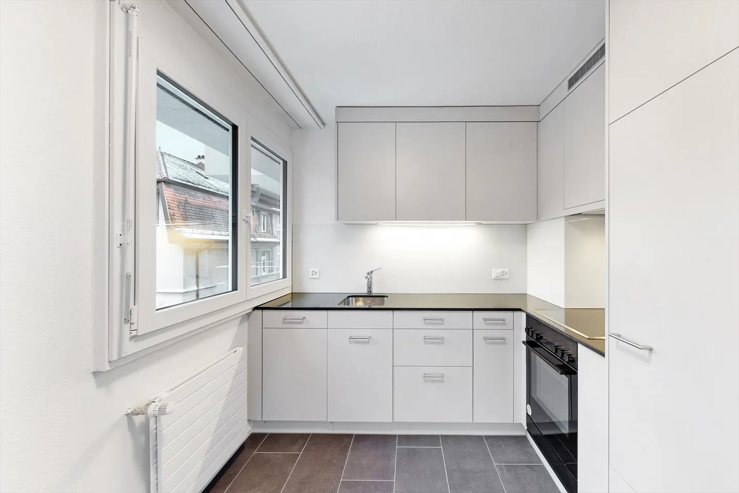 We are looking for new tenants for this great apartment - Photo 2 of 5