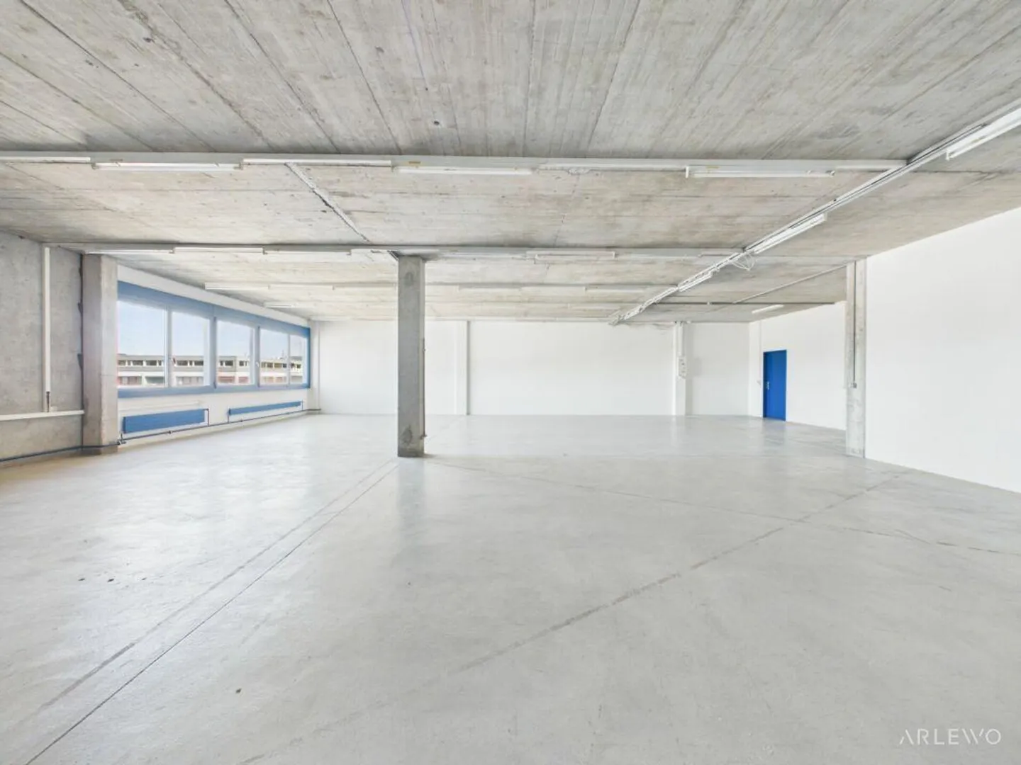 Versatile Commercial Space | Ideal for Storage, Production and Services... - Photo 14 of 22