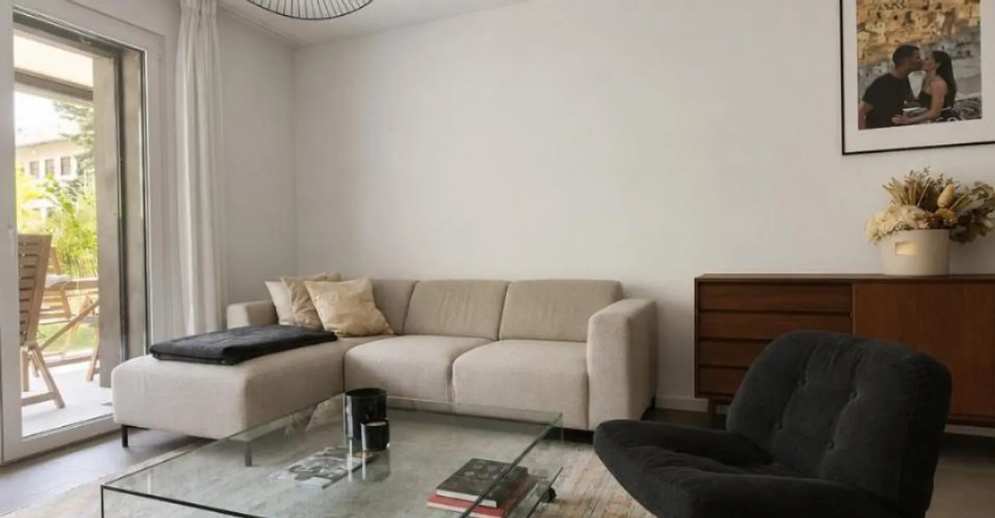 3.5 rooms new 150 meters from the lake with large private garden - Photo 3 of 8