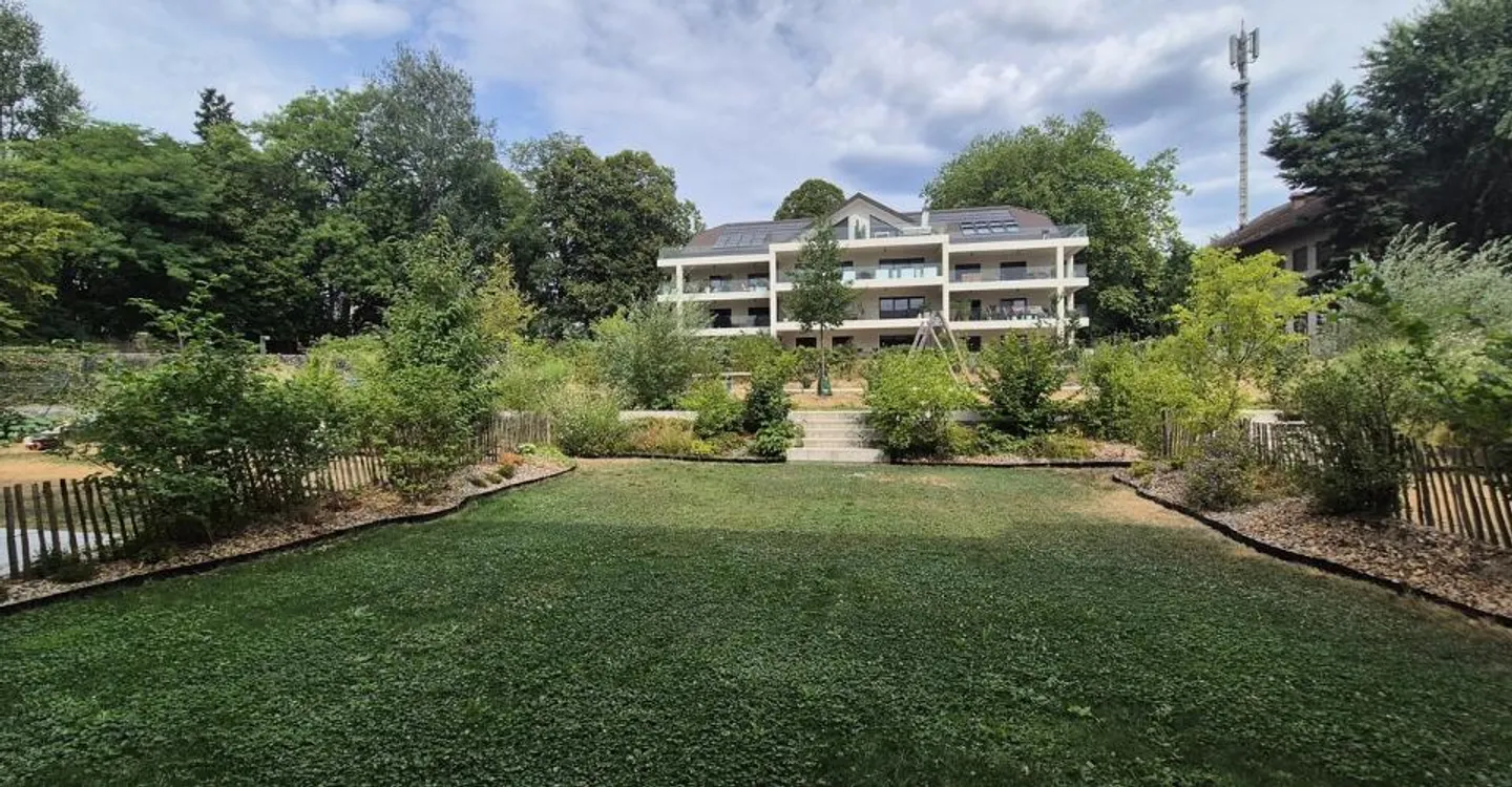 3.5 rooms new 150 meters from the lake with large private garden - Photo 1 of 8