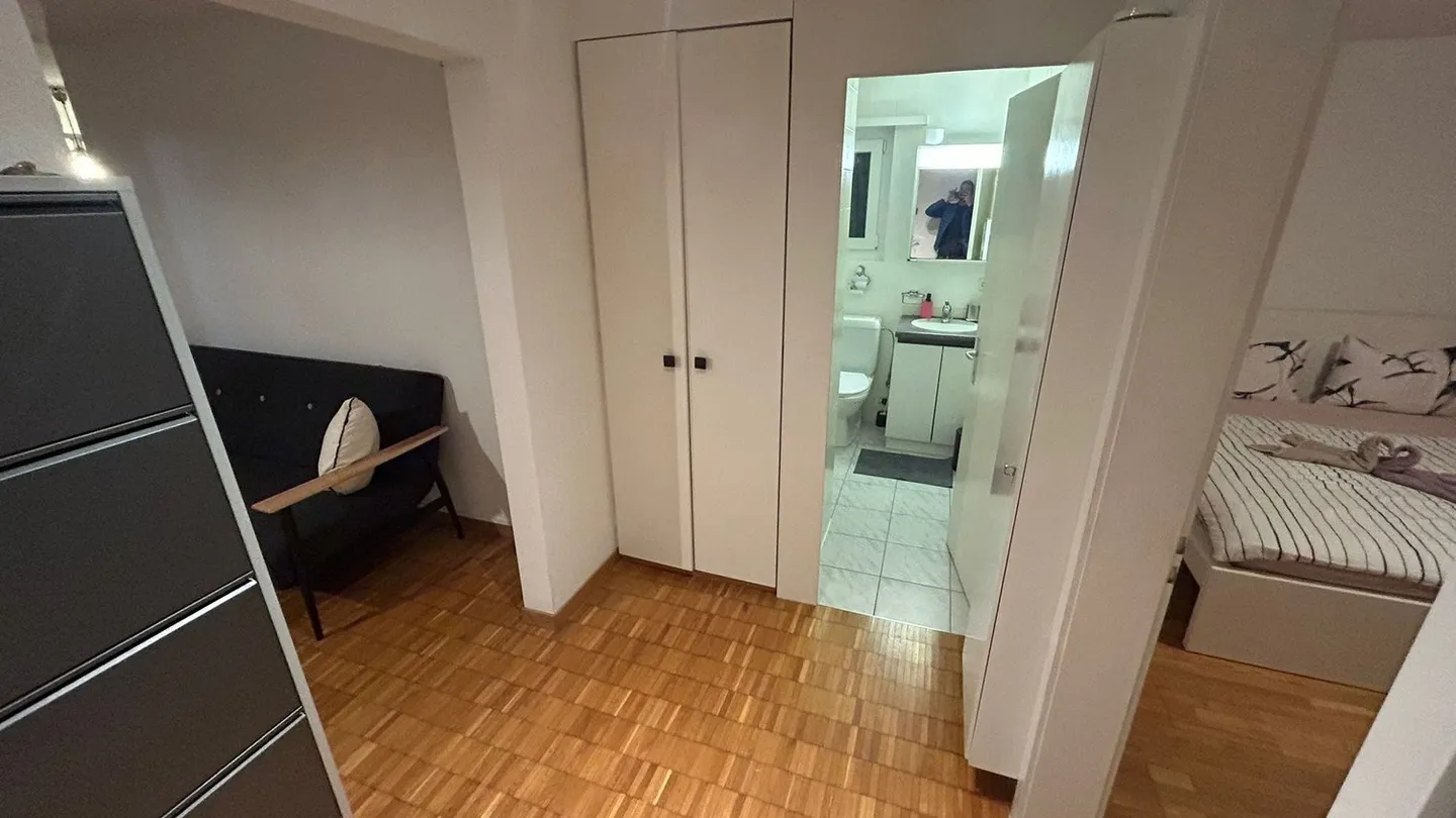 Appartamento moderno e luminoso di 2,5 stanze – Completamente arredato, posizione privilegiata ad Adliswil - Foto 13 di 13