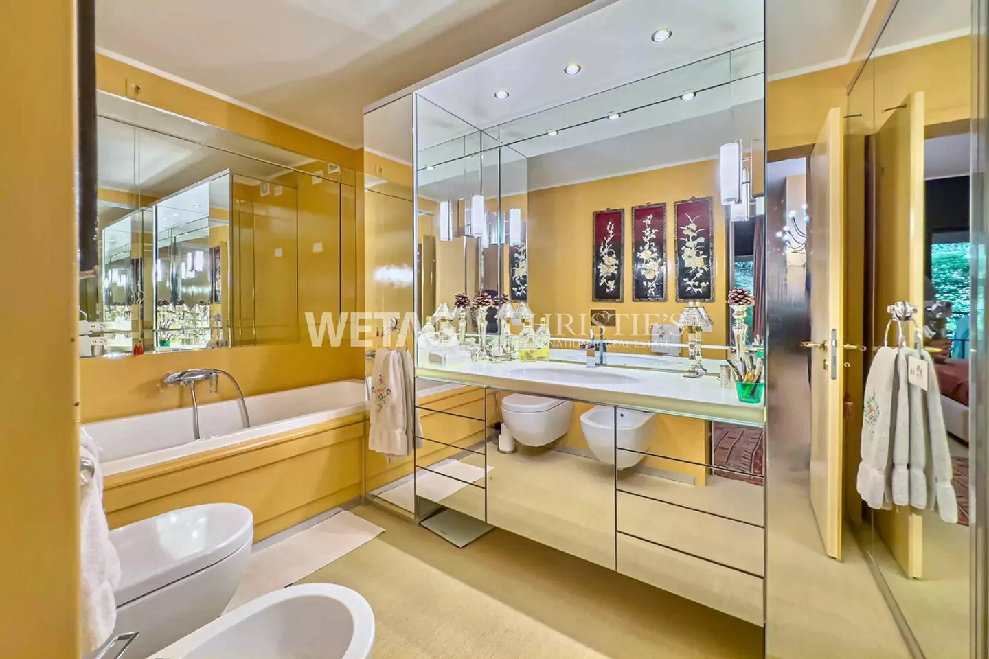 For sale in Lugano-Gentilino: elegant apartment with private garden - Photo 6 of 12