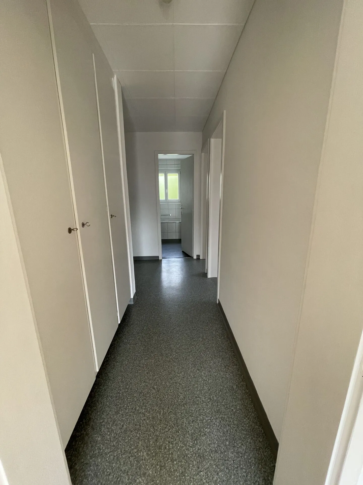 Helle 3.5-Zimmerwohnung mit Balkon - Foto 7 von 13