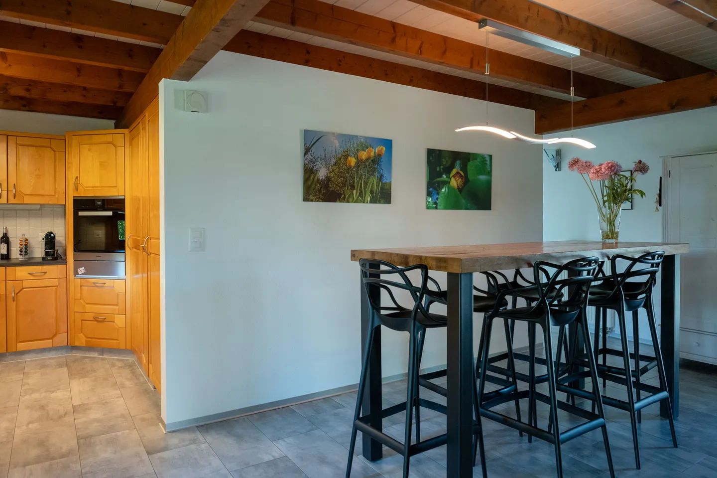 Charming Semi-Detached Villa - Photo 3 of 10