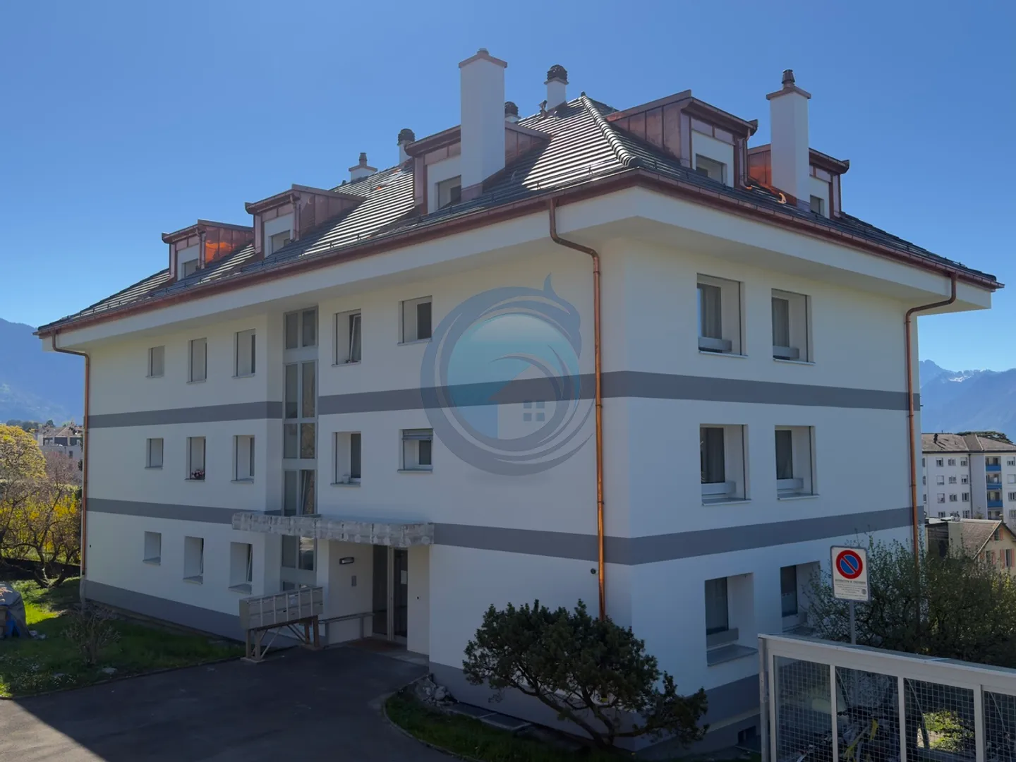 Appartement Charmant avec Vue sur le Lac - Photo 13 sur 15