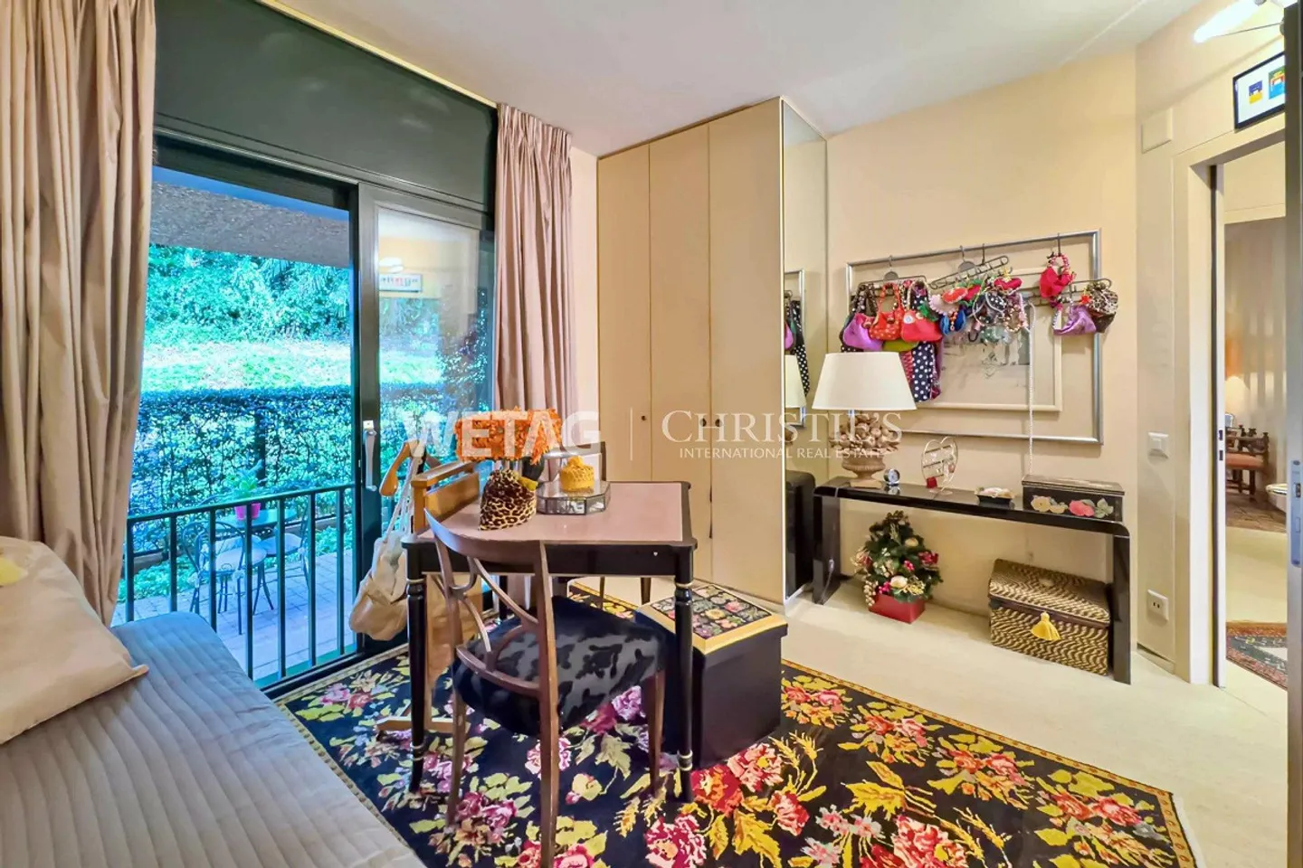 For sale in Lugano-Gentilino: elegant apartment with private garden - Photo 8 of 12