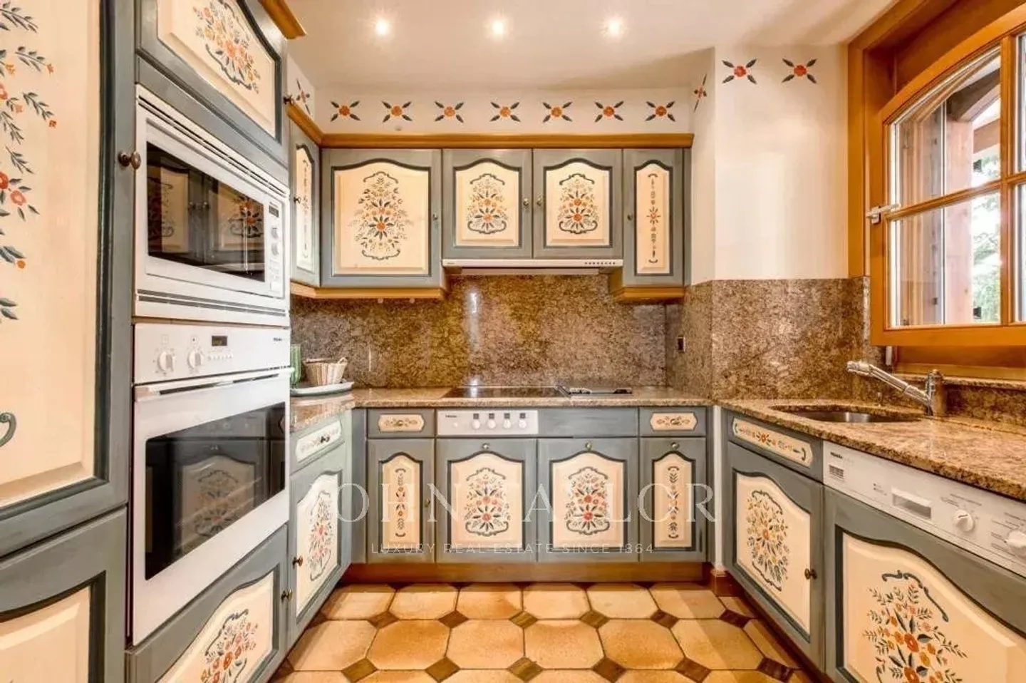 Spazioso appartamento alpino con 3 camere vicino al centro - Crans-Montana - Foto 3 di 10