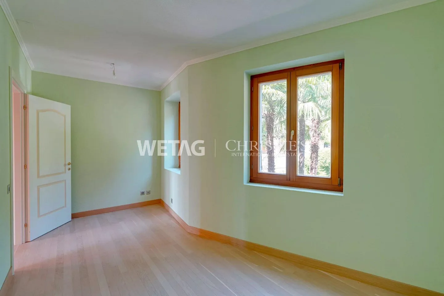 Lugano-Ruvigliana: appartamento elegante con vista mozzafiato sul lago, piscina e giardino in vendita - Foto 8 di 12