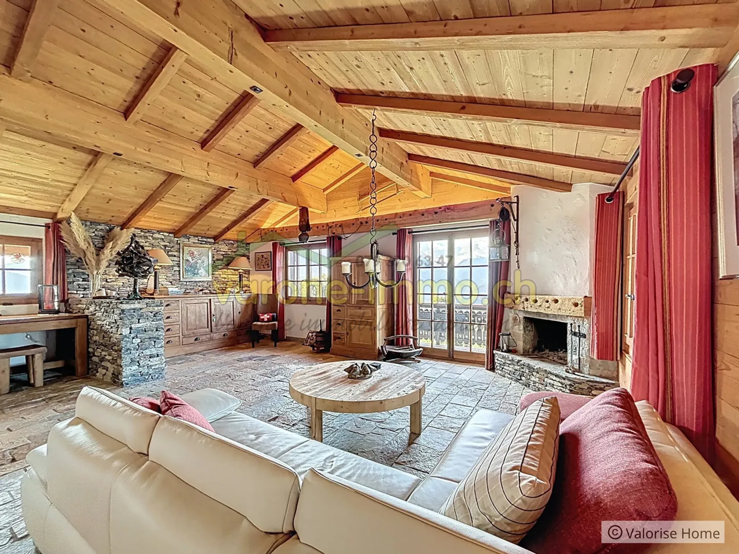 À vendre - Charmant chalet de 6 pièces avec piscine à Savièse - Photo 2 sur 13