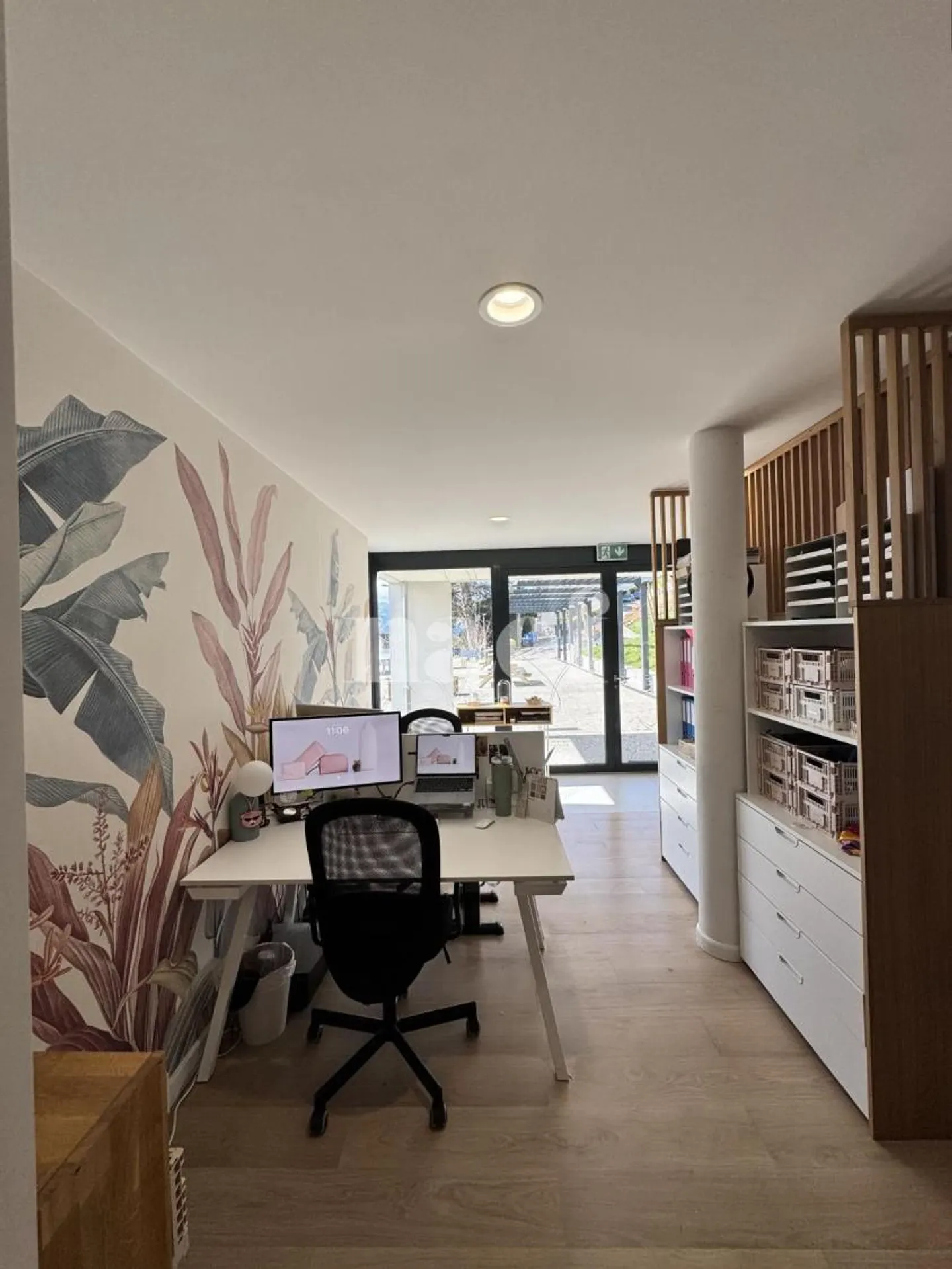 Geräumiger Geschäftsraum im Erdgeschoss - Foto 7 von 9