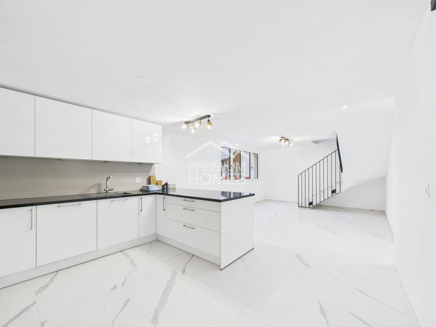 Appartement Familial Moderne - Photo 2 sur 8