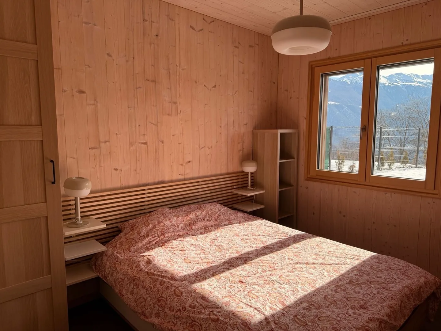 Moderne 5,5 Zimmer - elegantes Minergie-Reihenhaus, im Herzen von Lens - Foto 8 von 11