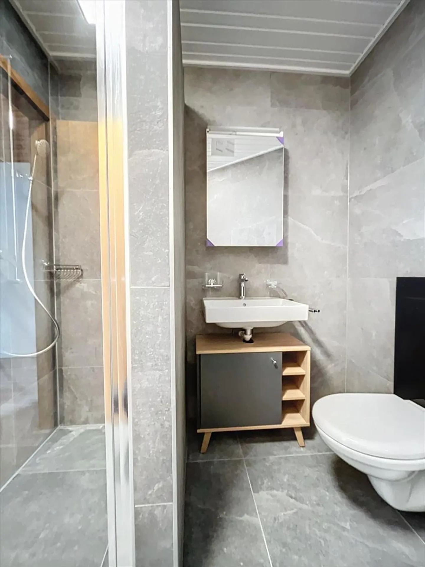 Penthouse rénové à Tolochenaz - Photo 5 sur 9