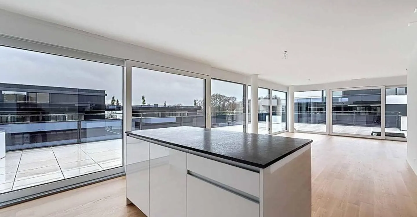 Luxuswohnung mit Aussicht - Foto 3 von 13