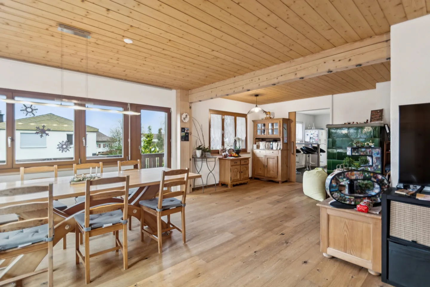 Chalet Charmant avec Grand Jardin - Photo 8 sur 14