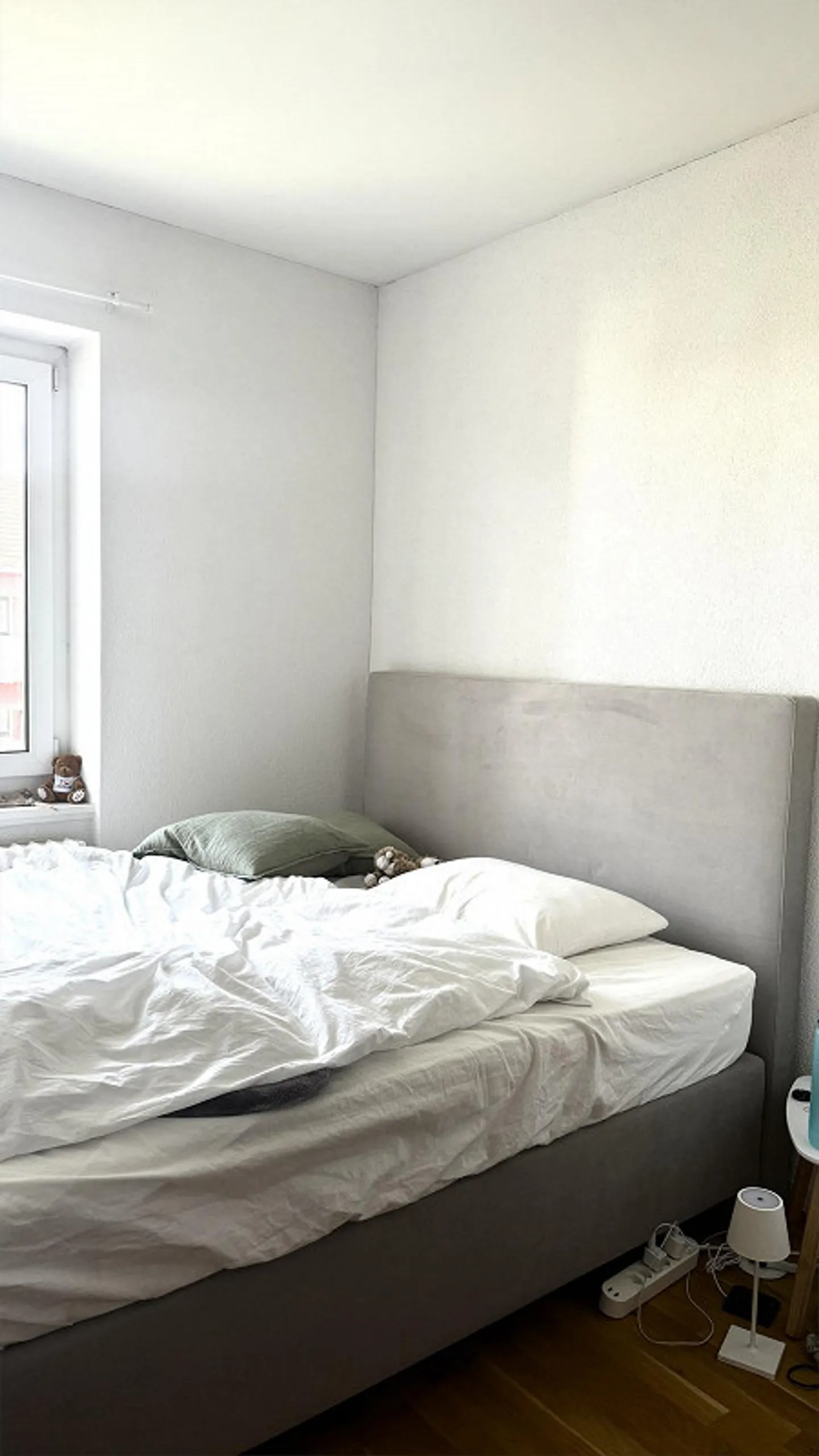 «Möbl. WG-Zimmer» - Foto 2 von 8