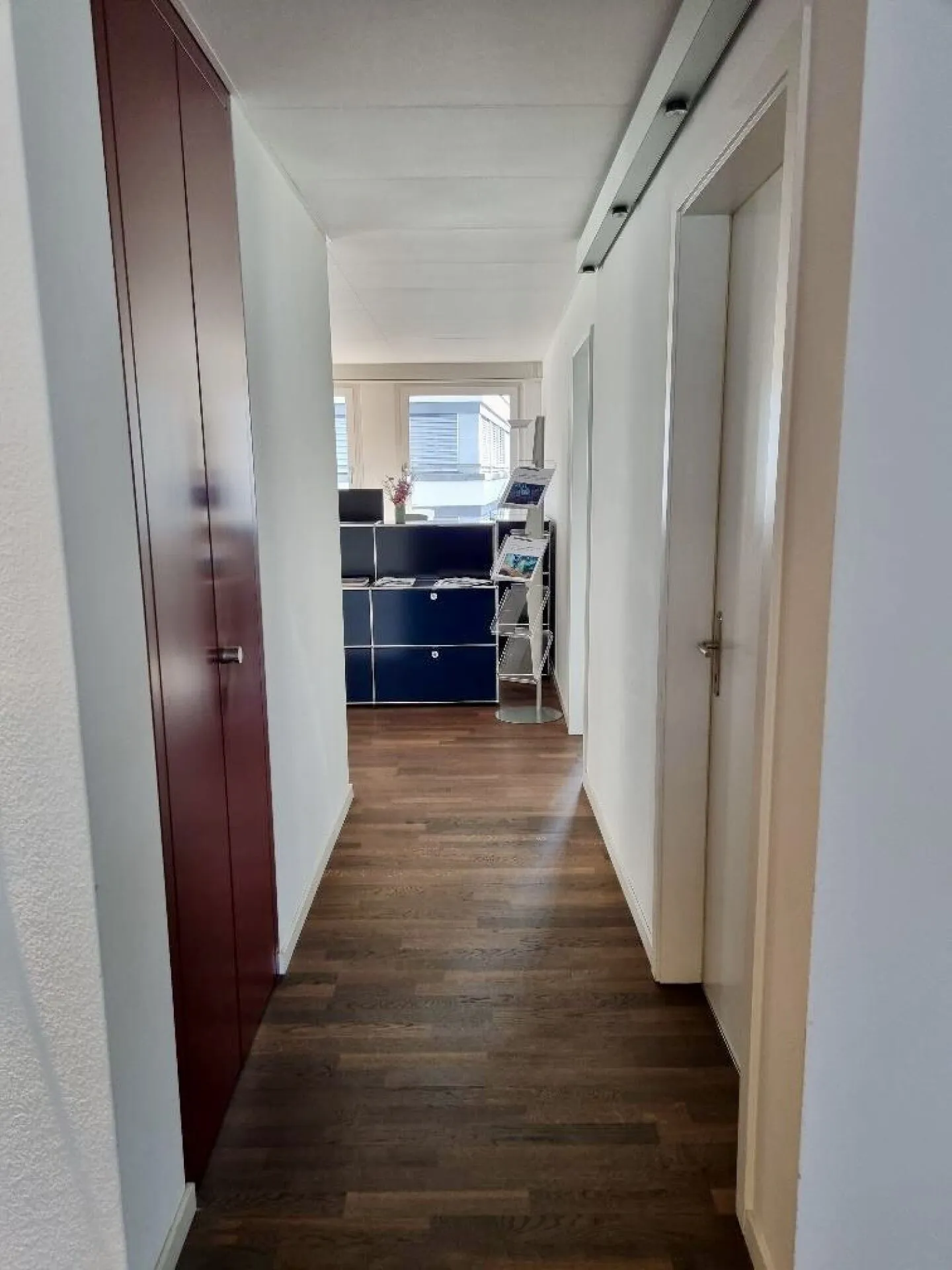 Wunderschön ausgebauter Büroraum im Herzen von Zug - Foto 4 von 7