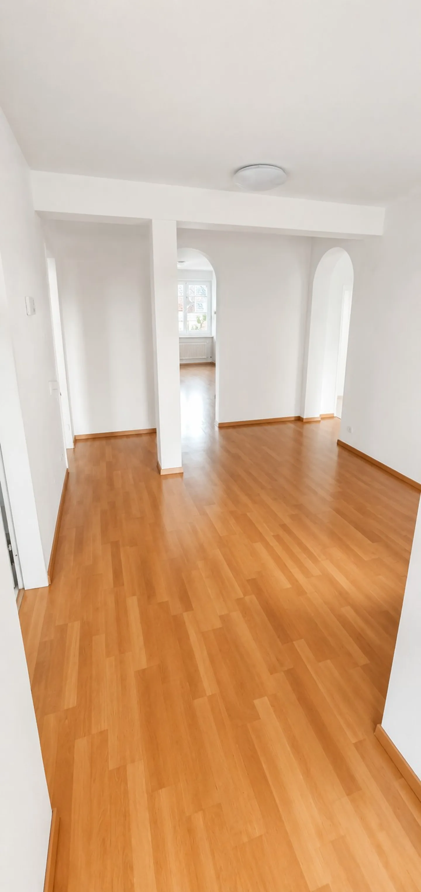 4.5-room apartment with fireplace in the center of Baden - Photo 2 of 14