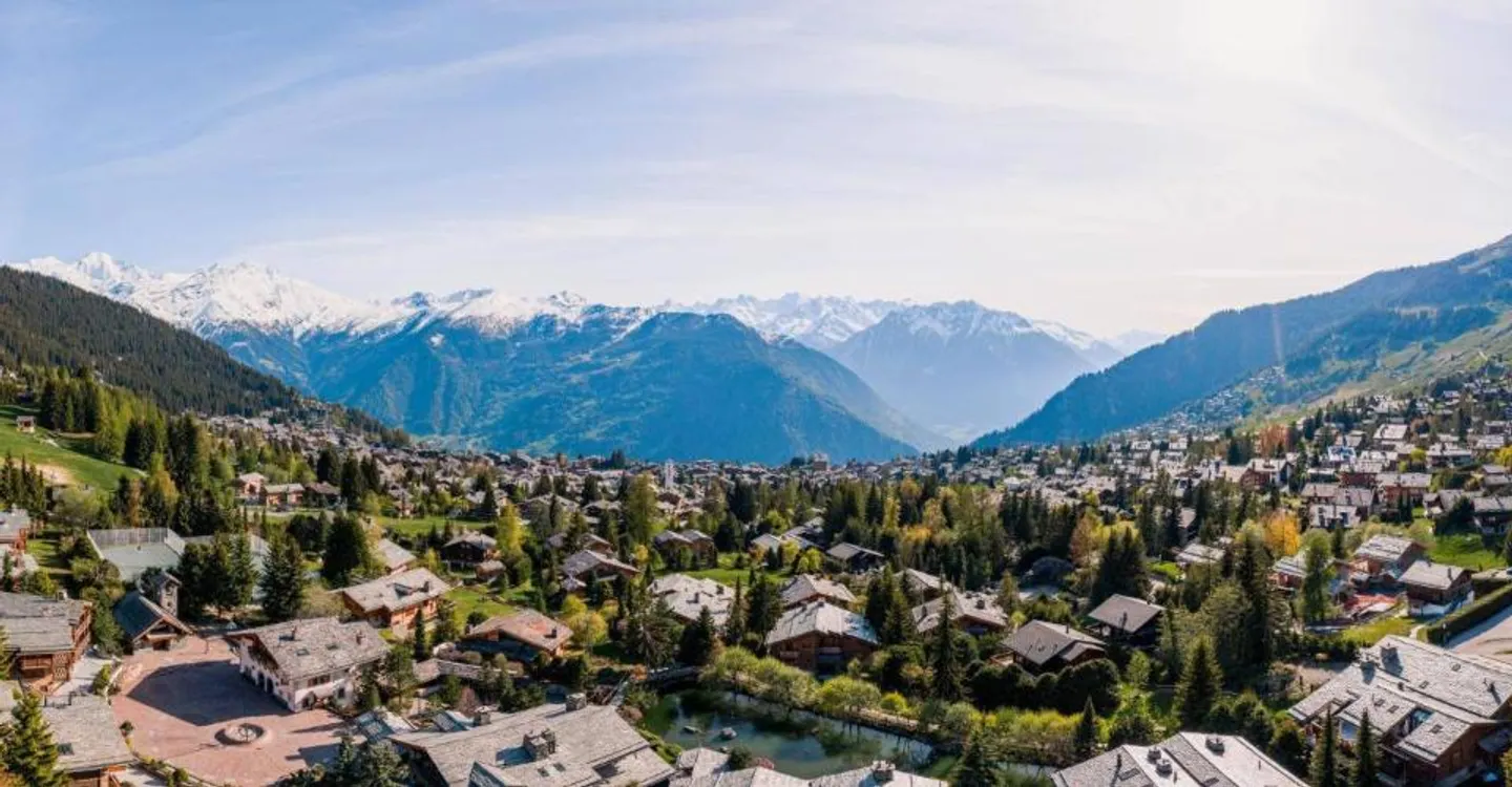 FOR SALE! Parking spaces for sale in the heart of Verbier - Photo 1 of 1