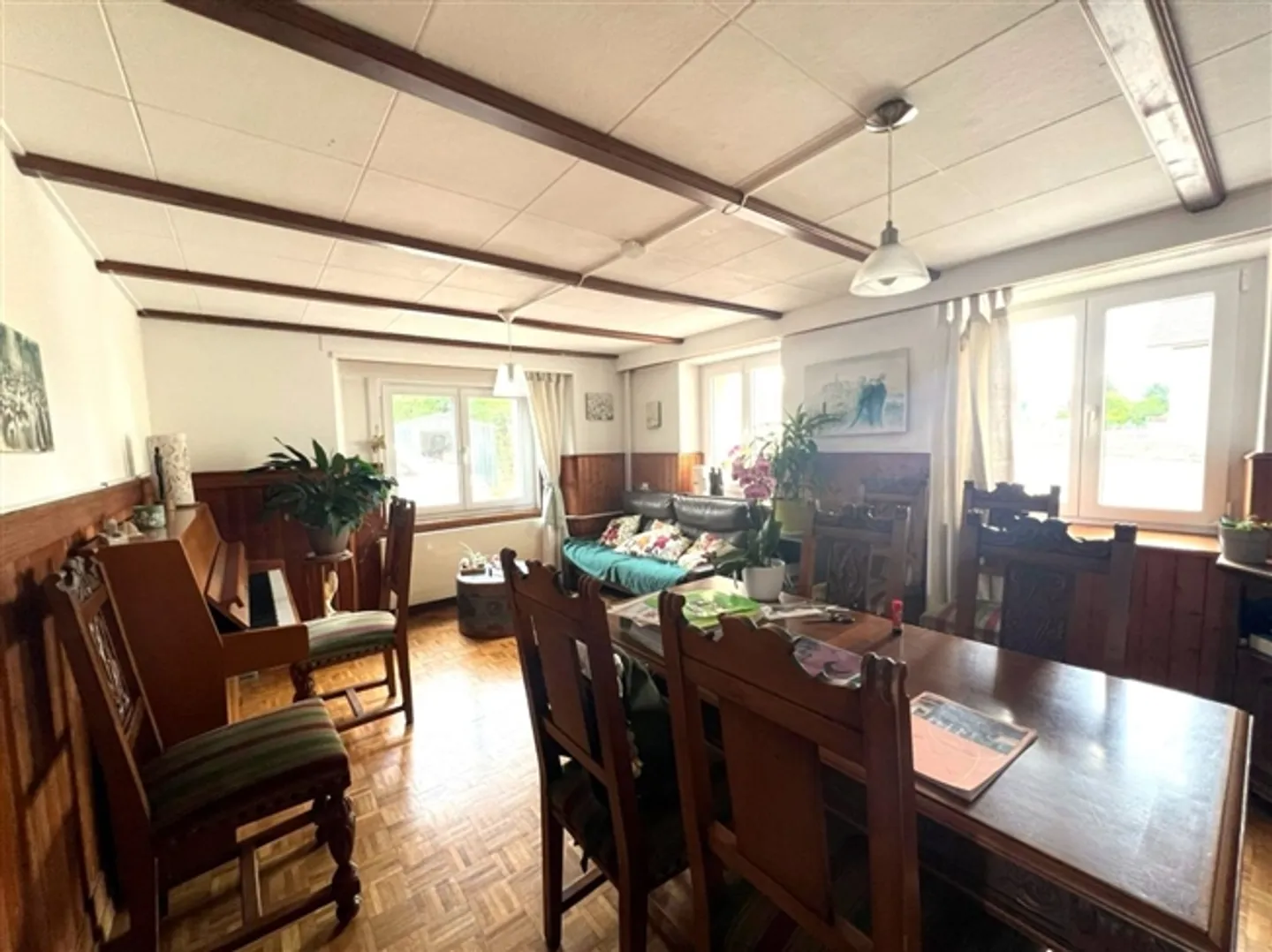 Beautiful house with 5 rooms / 3 bedrooms / 2 bathrooms / garden / terrace and balcony - Photo 8 of 13