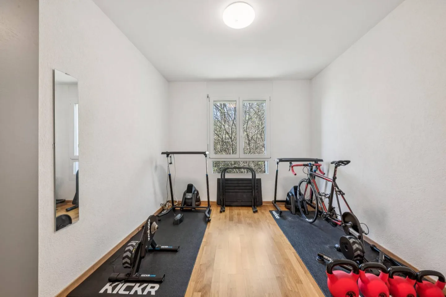 Duplex attico contemporaneo con vista sul lago - Foto 10 di 13