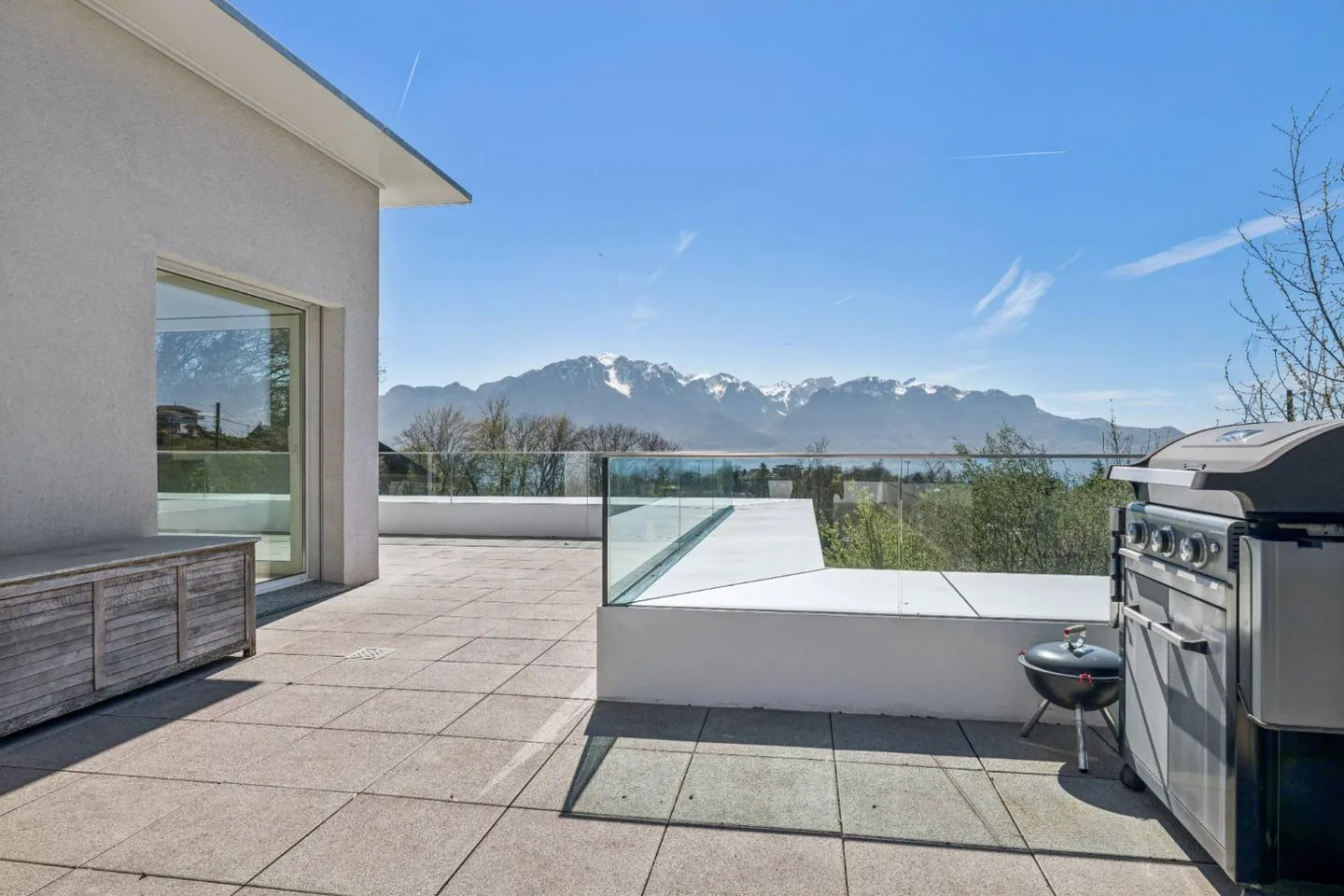 Duplex attico contemporaneo con vista sul lago - Foto 12 di 13