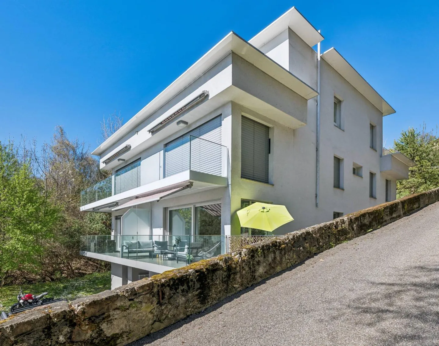 Duplex attico contemporaneo con vista sul lago - Foto 13 di 13