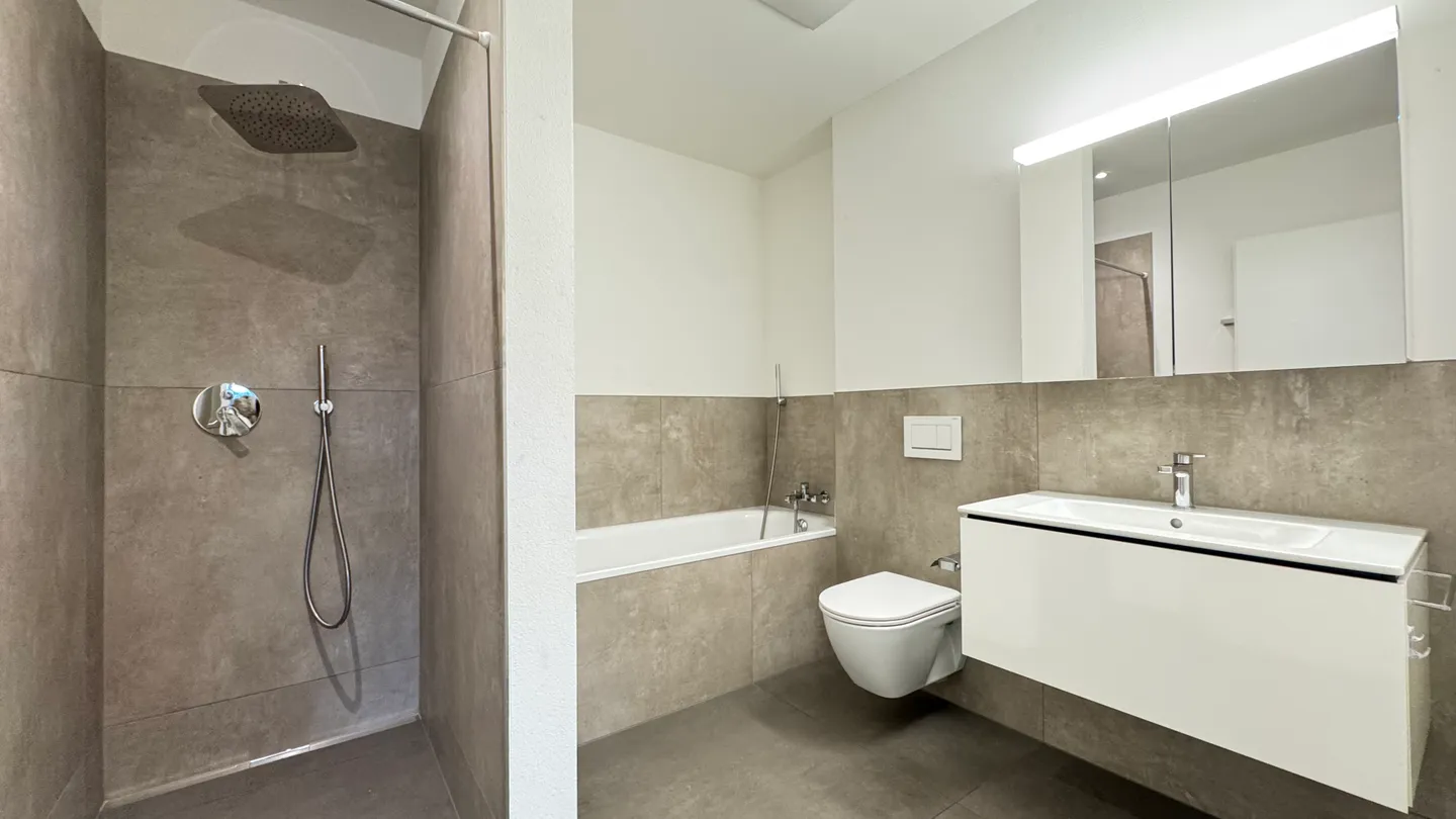 3.5 Zimmer Wohnung - Foto 7 von 8