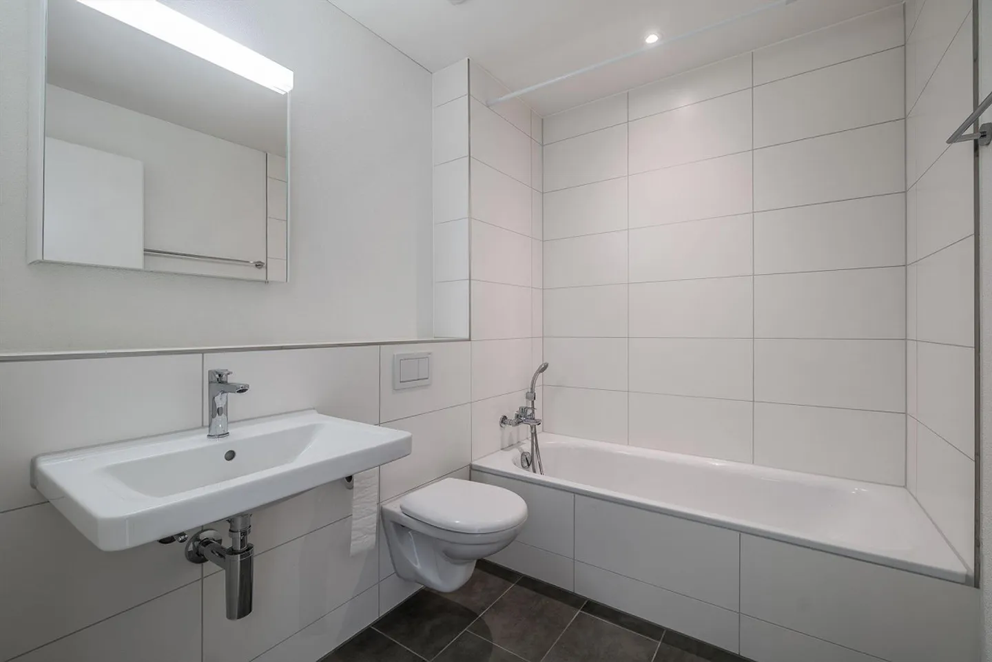 3,5-Zimmer-Erdgeschosswohung im Grünen - Foto 3 di 12