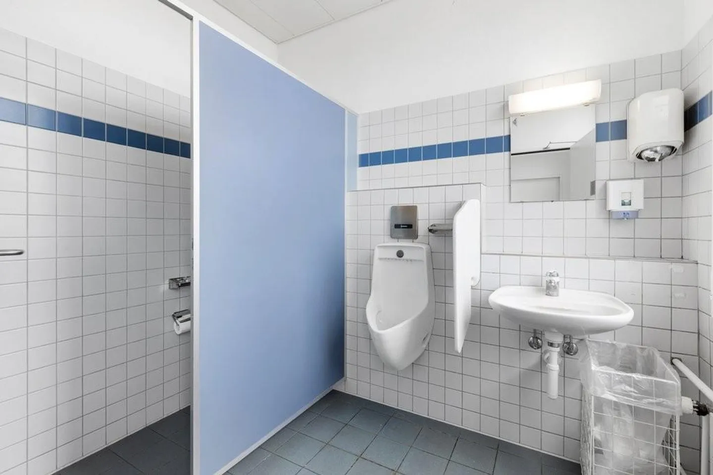 Geräumige Bürofläche zu vermieten - Foto 5 von 8