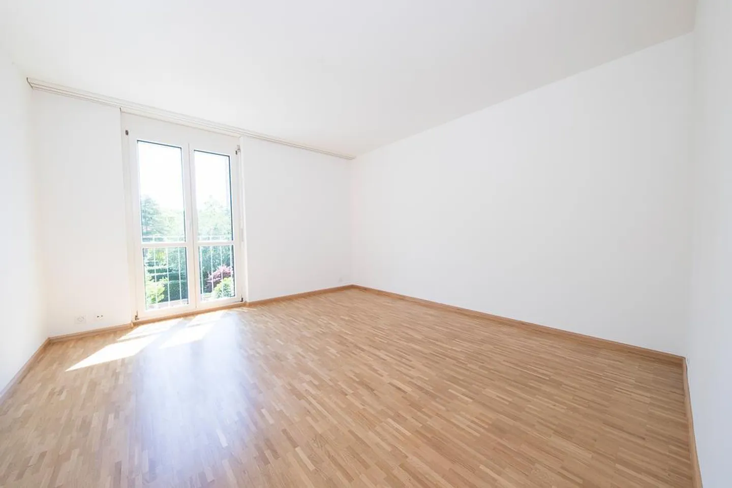 Moderno appartamento di 4.5 locali in una posizione tranquilla! - Foto 8 di 11