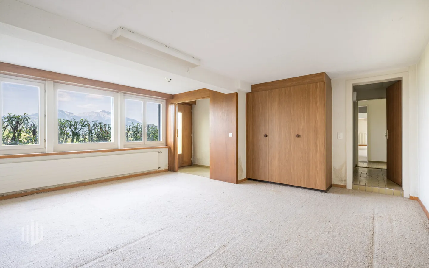 ImmoWyss - Grande casa unifamiliare in una posizione tranquilla con grande potenziale - Foto 6 di 13