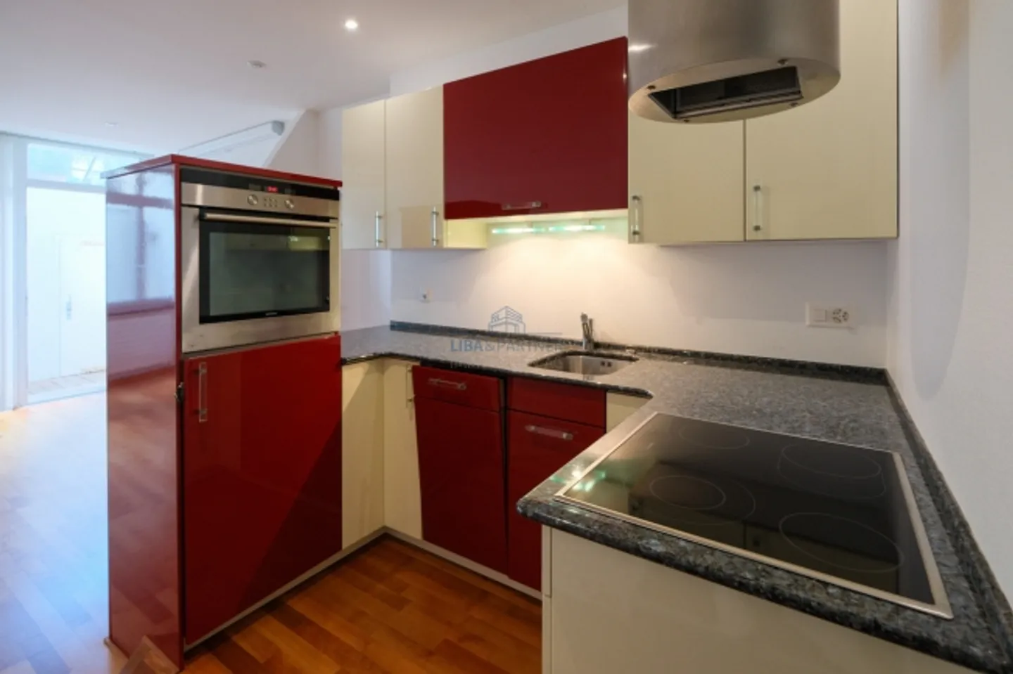 «Charmantes Studio – urbaner Altbaucharme im Herzen von Kleinbasel» - Foto 2 von 10