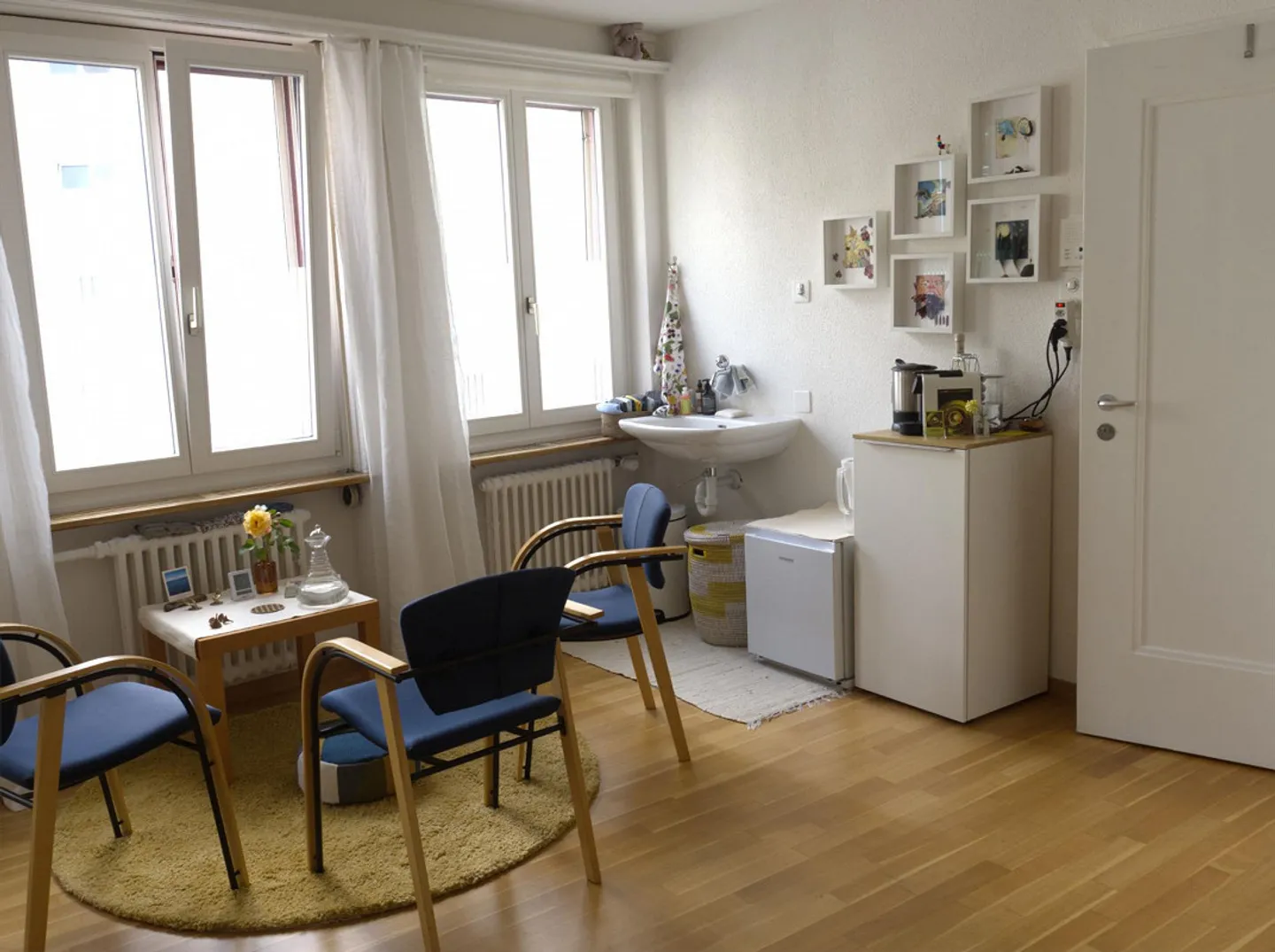 Bright, furnished practice in the old town of St. Gallen on Monday/Thursday - Photo 4 of 25