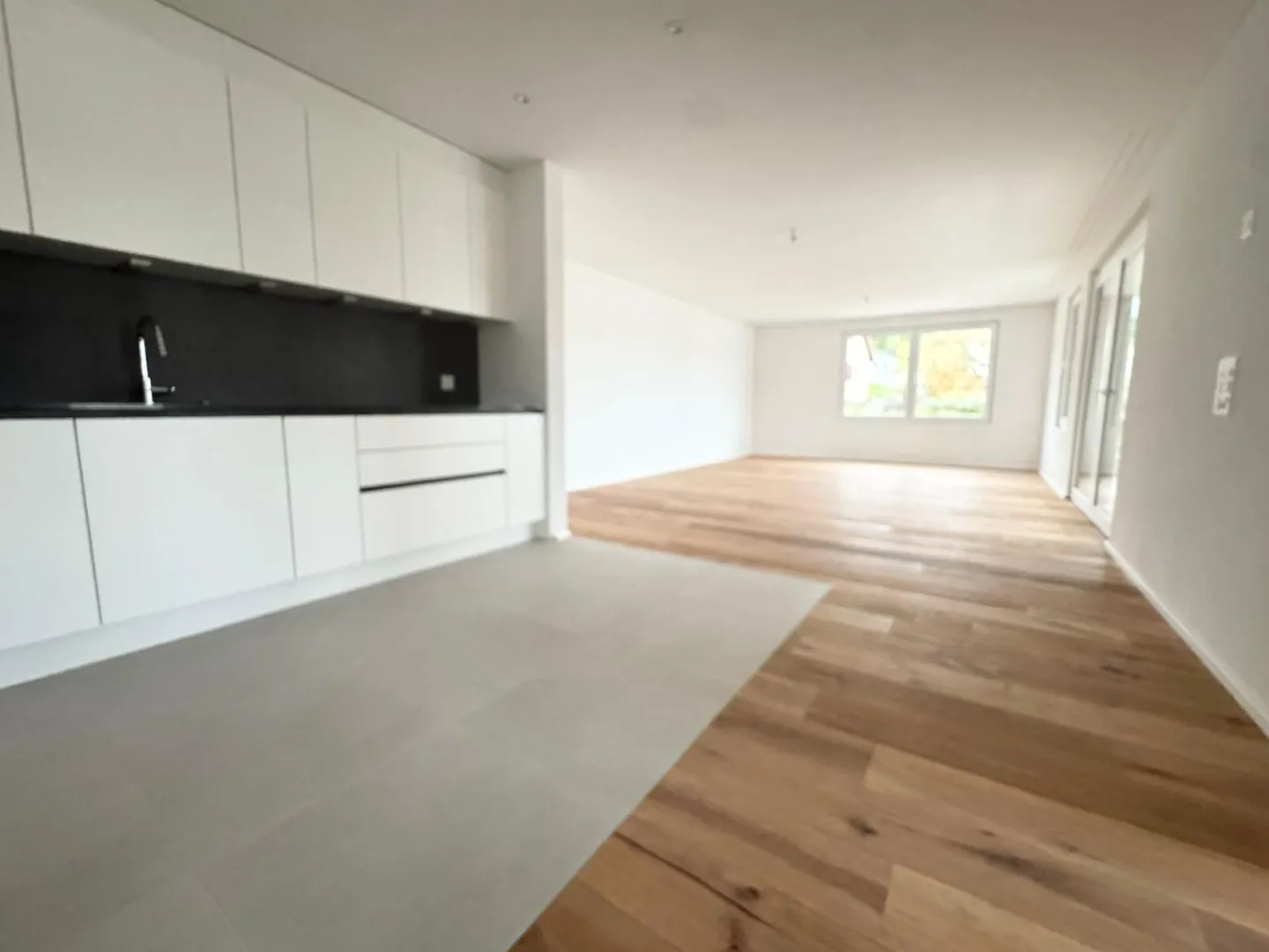 1. Nettomiete geschenkt! Erstvermietung von exklusiven 3.5-Zimmerwohnungen; nur noch wenige Wohnungen verfügbar! - Foto 5 von 11