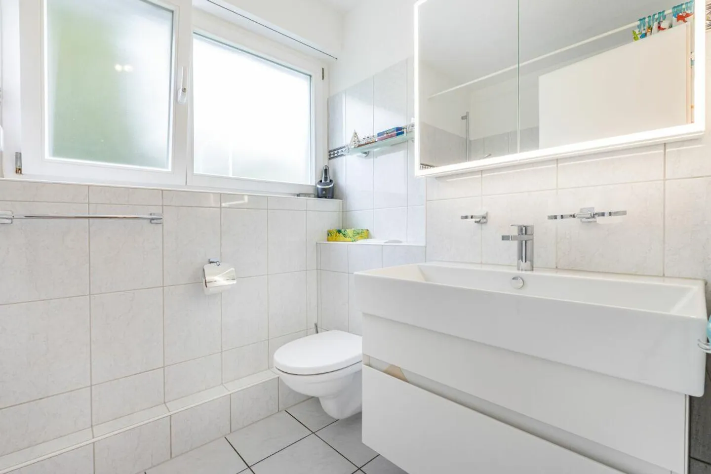 Renovierte 4.5-Zimmer-Gartenwohnung mit Weitsicht in Bassersdorf - Foto 7 von 13