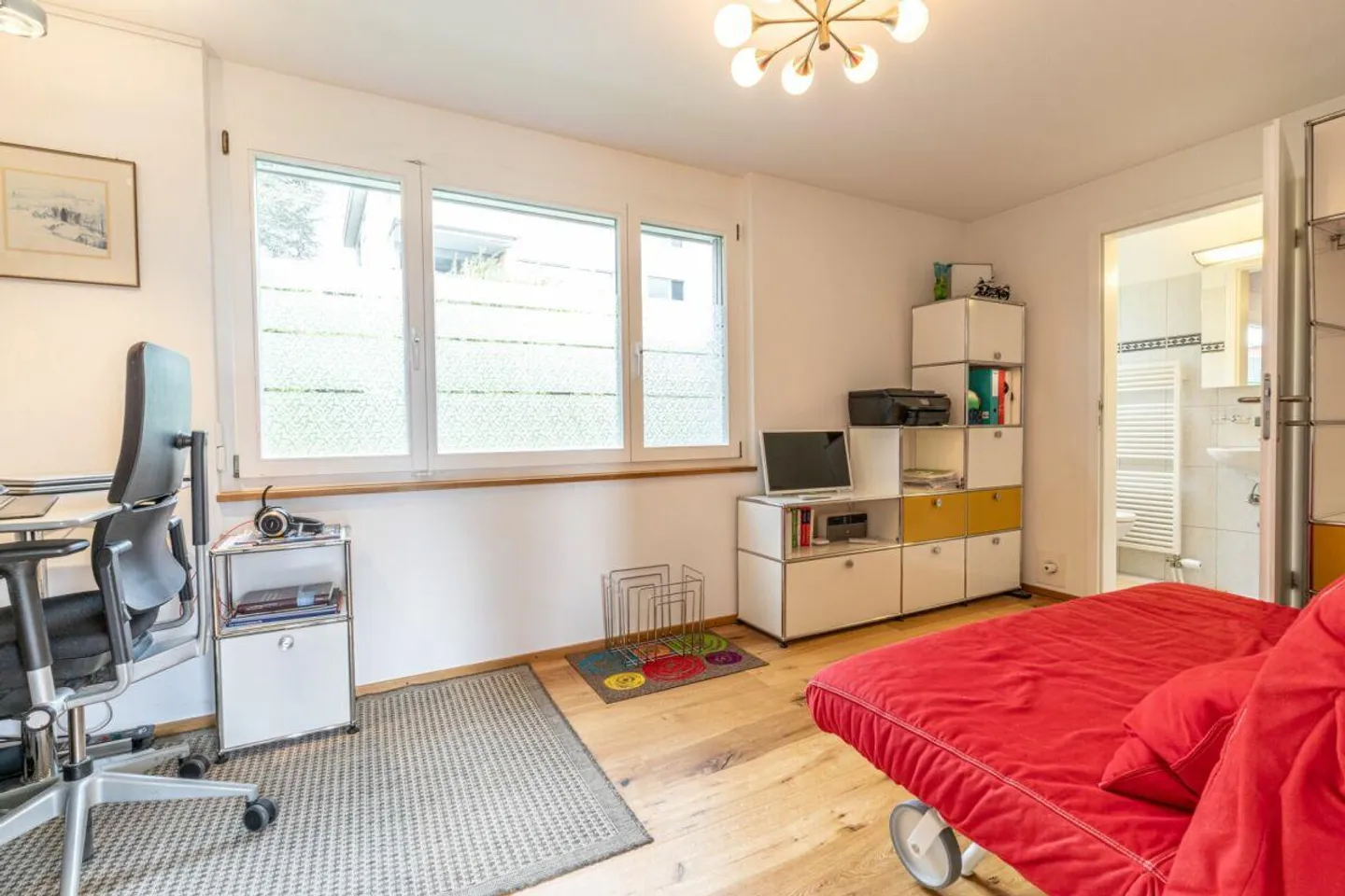 Renovierte 4.5-Zimmer-Gartenwohnung mit Weitsicht in Bassersdorf - Foto 8 von 13