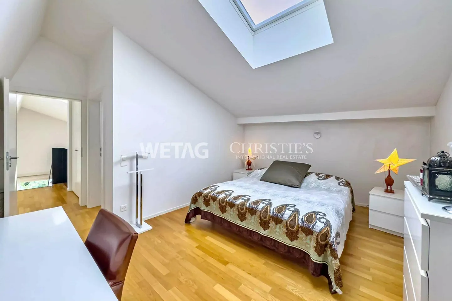 Moderne Duplex-Wohnung mit Terrasse - Foto 5 von 13
