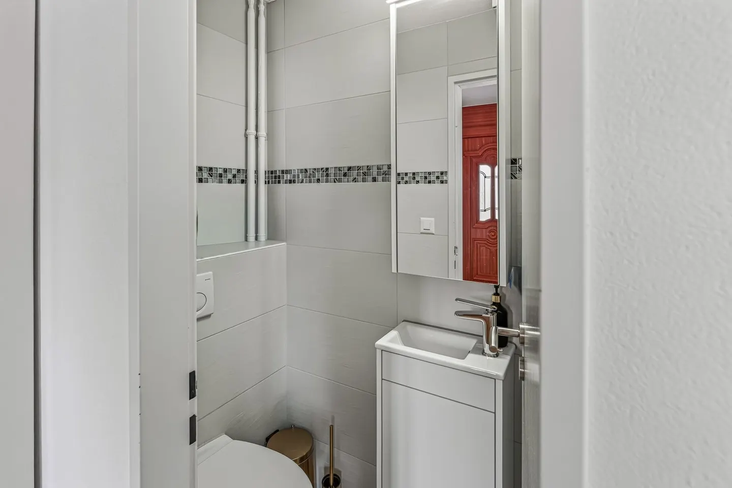 Familienglück mit Garten & Pool - modernisiertes, 4.5-Zimmer-Reihenhaus - Foto 15 di 16