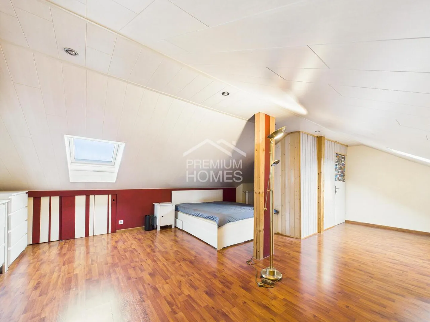 Stepped house for sale - Photo 7 of 10