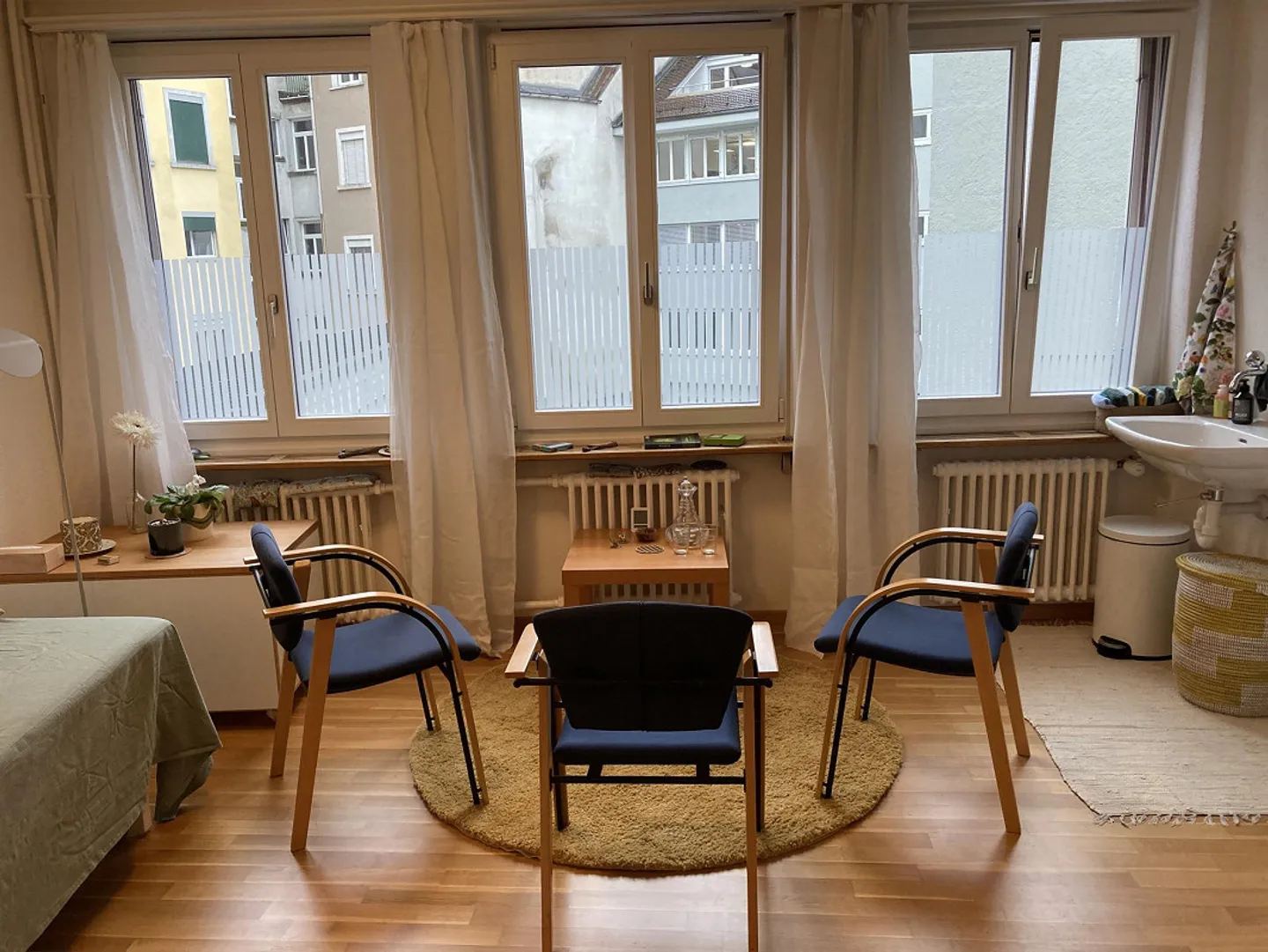 Bright, furnished practice in the old town of St. Gallen on Monday/Thursday - Photo 11 of 25