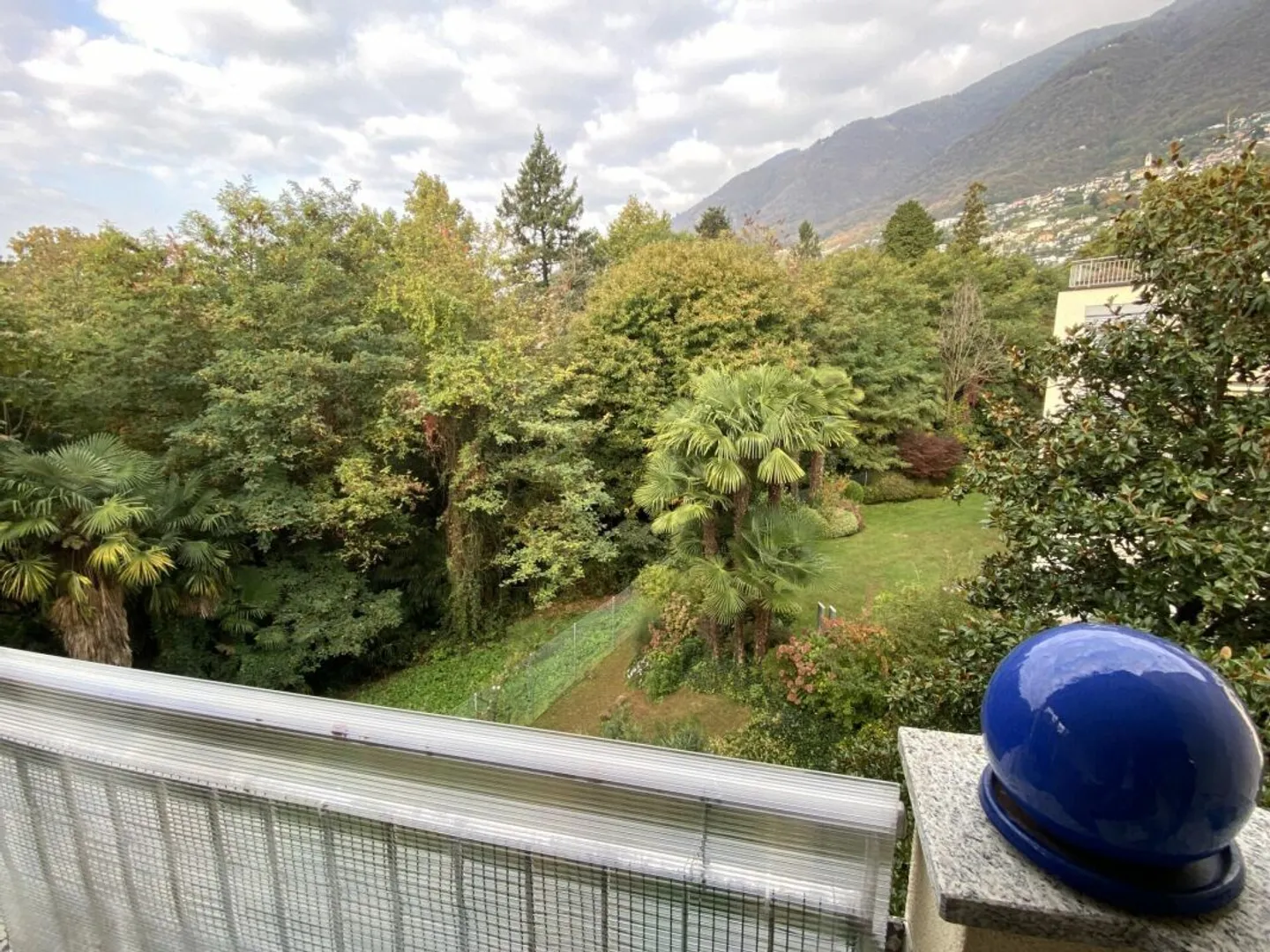 Luminoso appartamento3.5 locali/ Charmante 3.5-Zimmer-Wohnung mit Gartenblick - Foto 5 di 15
