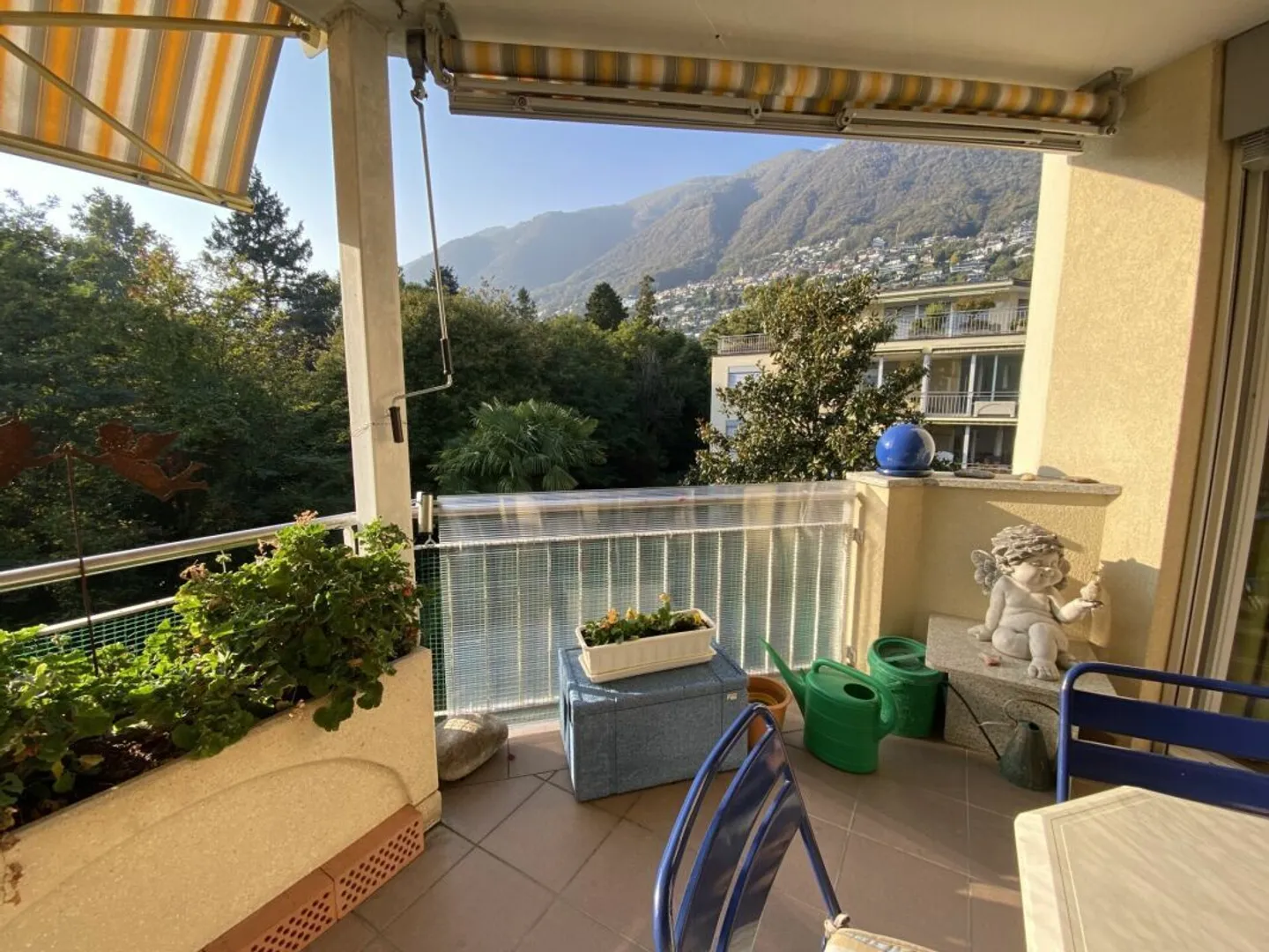 Luminoso appartamento3.5 locali/ Charmante 3.5-Zimmer-Wohnung mit Gartenblick - Foto 7 di 15