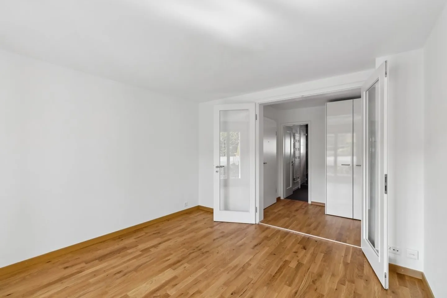 Freshly renovated 3-room apartment in a quiet property - Photo 5 of 10