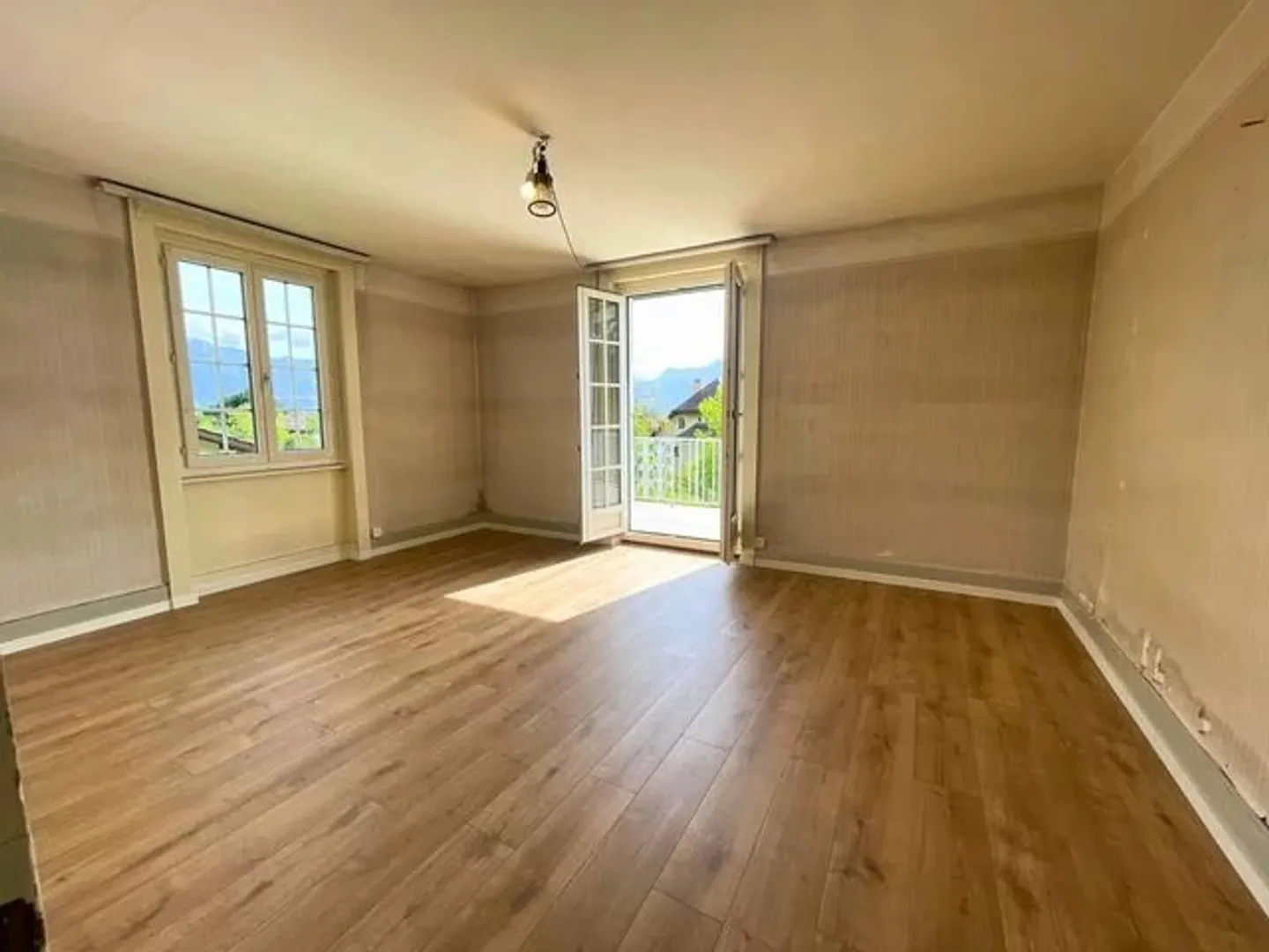 Charmante villa de 5.5 pièces - Photo 4 sur 13
