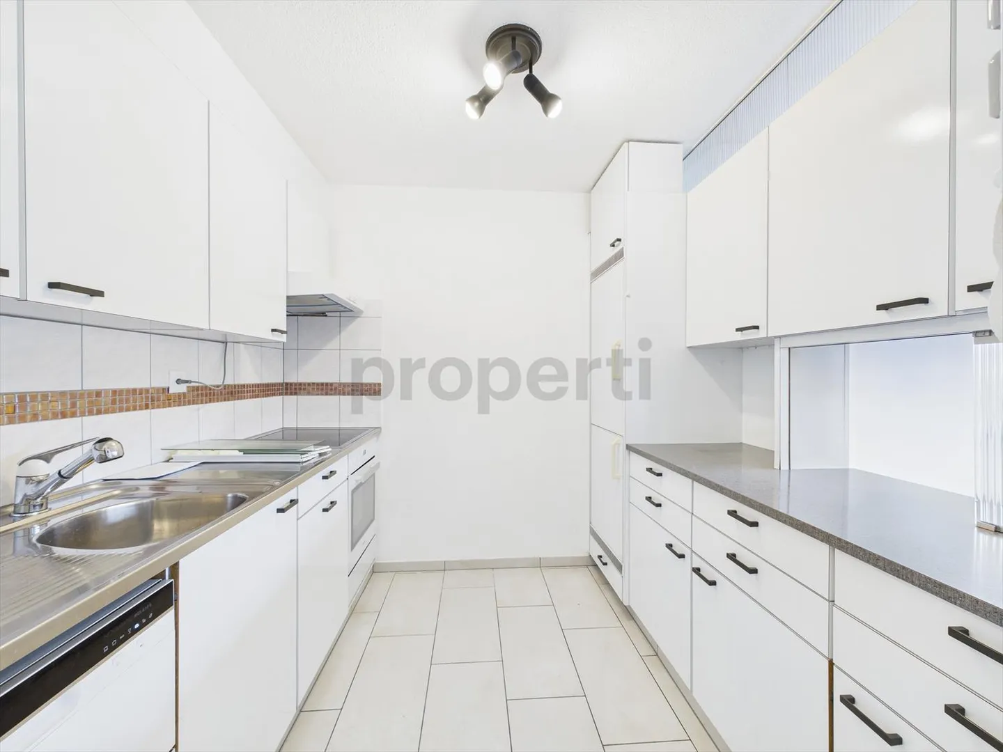 Attractive 3.5-room apartment in Solothurn with a view of the Weissen... - Photo 6 of 13