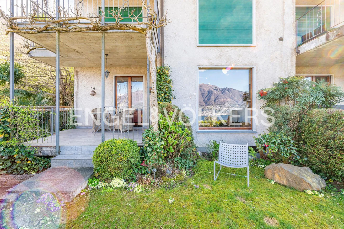 Vista lago e giardino in Ticino (15) - Foto 9 di 9
