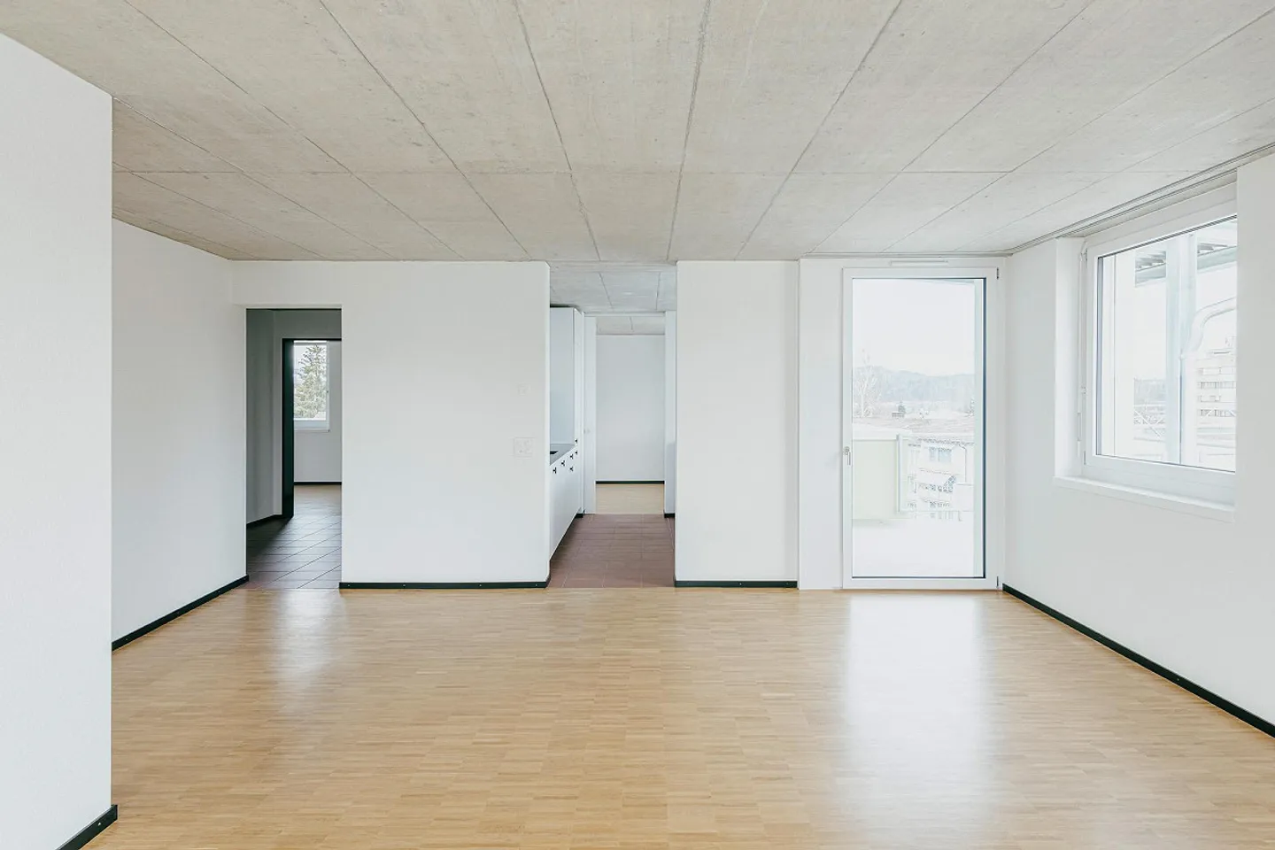 3.5-room penthouse apartment in Niederuzwil - Photo 4 of 13